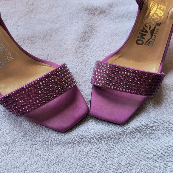Salvatore Ferragamo pink Satin & Swarovski Crystal Ombre slingback heels - Picture 4 of 8